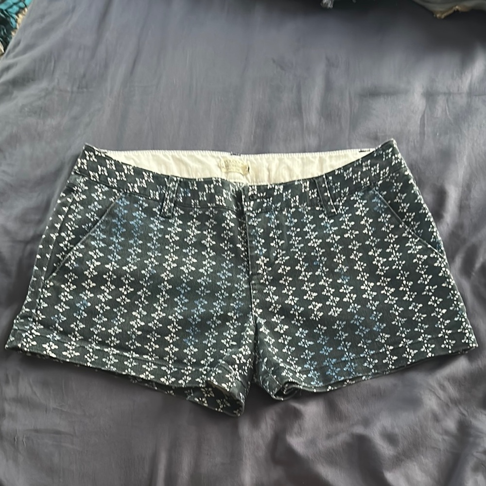 Women's Blue and White Patterned Shorts